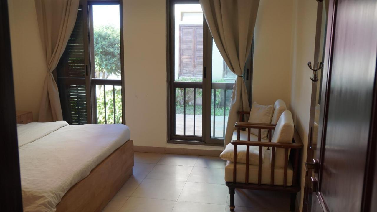 Ground Floor Apartment By Circular Pool In Talabay アカバ エクステリア 写真