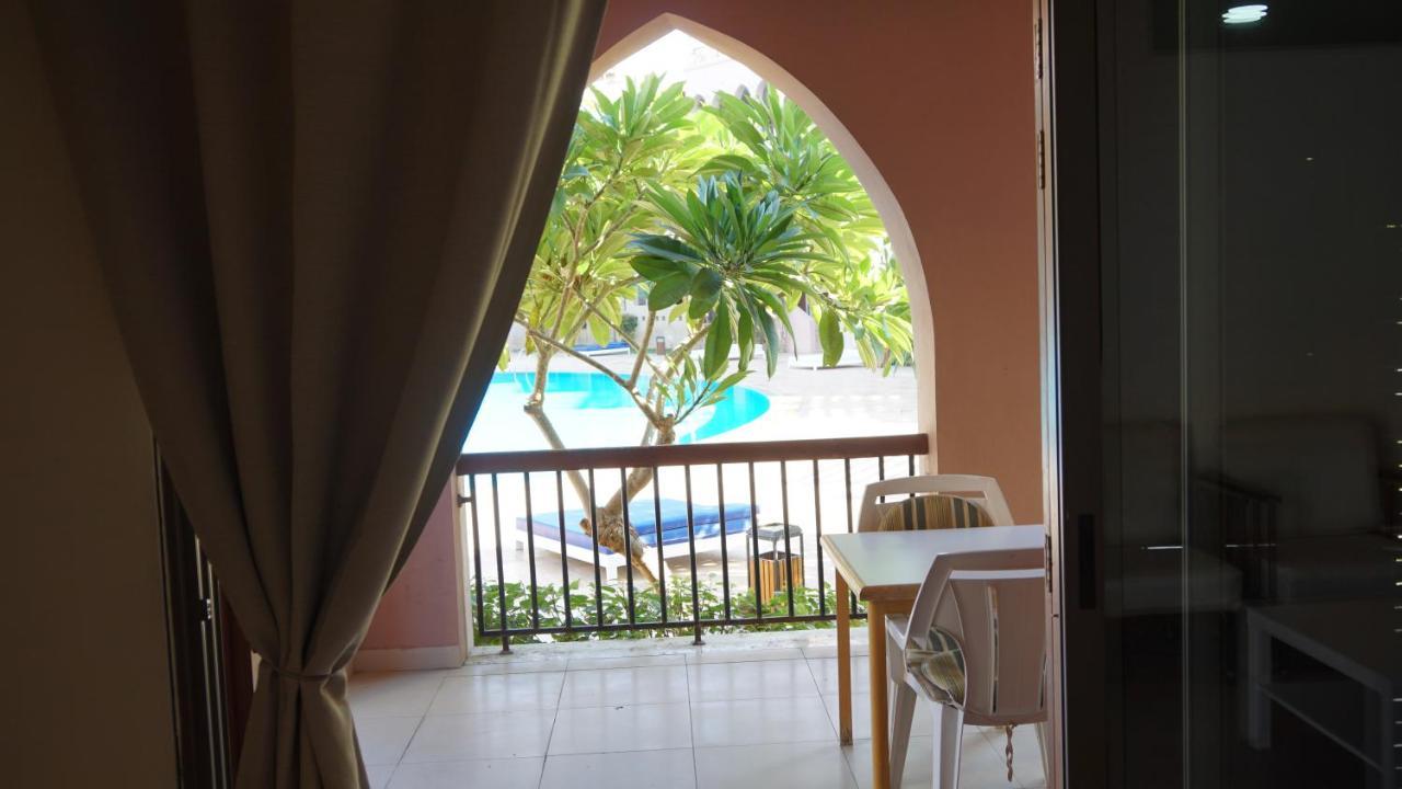 Ground Floor Apartment By Circular Pool In Talabay アカバ エクステリア 写真