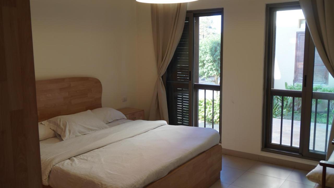 Ground Floor Apartment By Circular Pool In Talabay アカバ エクステリア 写真