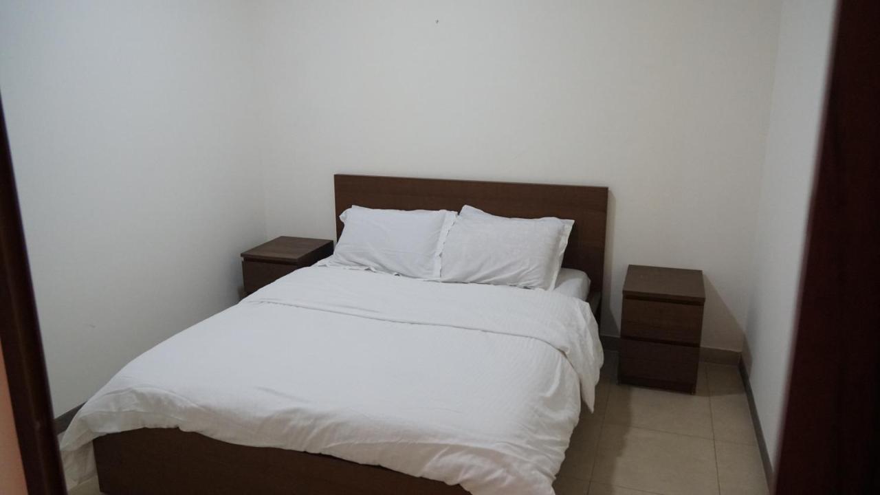 Ground Floor Apartment By Circular Pool In Talabay アカバ エクステリア 写真